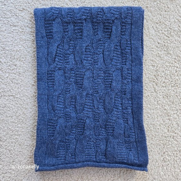 NWOT Cashmere Cable Knit Scarf Nordstrom BLUE